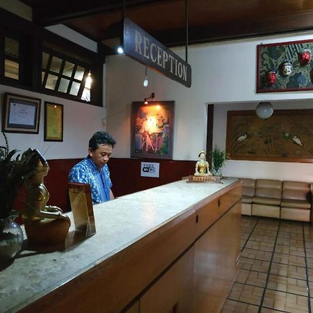 Hotel Menara Malang Eksteriør billede