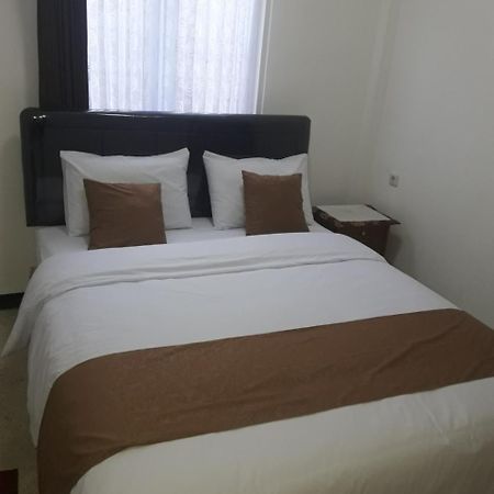 Hotel Menara Malang Eksteriør billede
