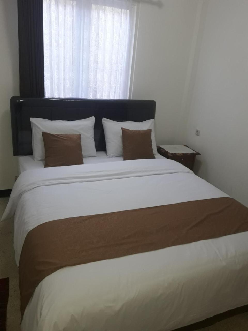 Hotel Menara Malang Eksteriør billede